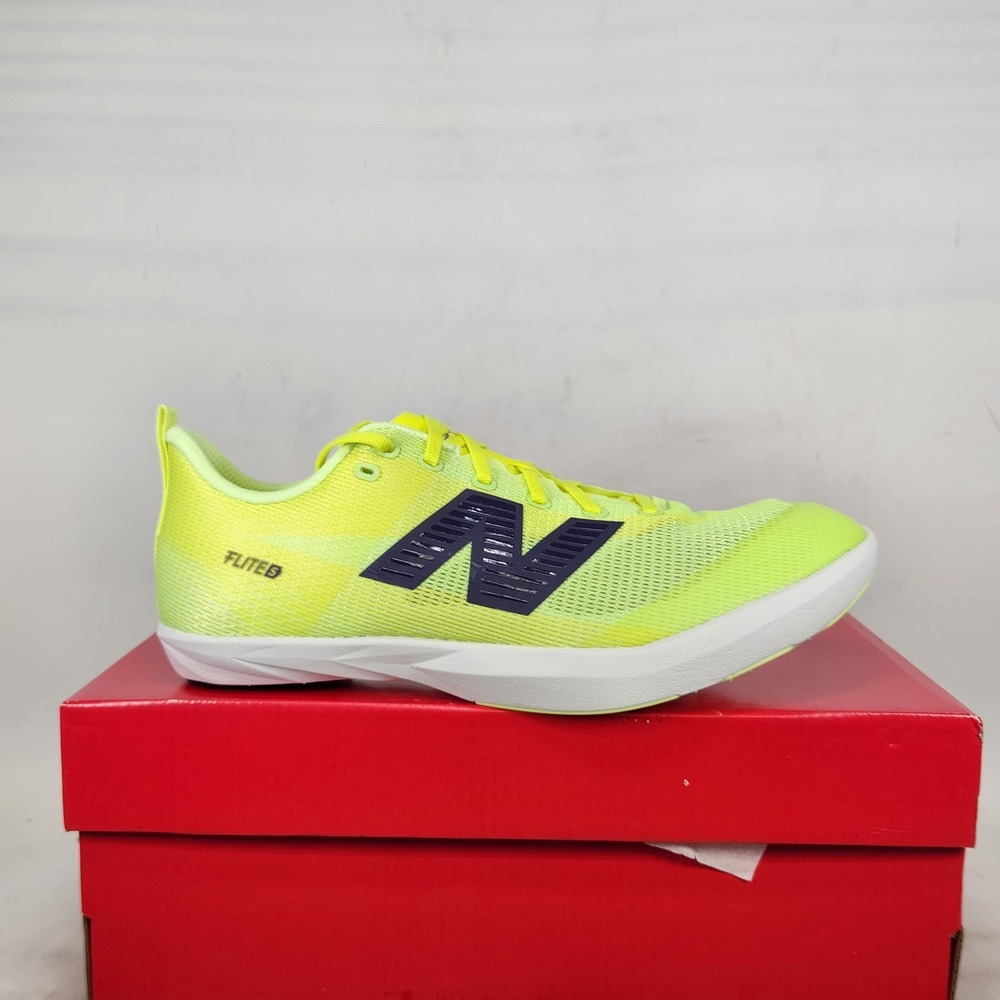 New Balance Track and Field Shoes Women Size 9.5 White Blue FuelCell Flite-S